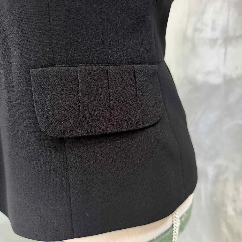 Tahari Arthur S. Levine Black Women's Blazer Ruffled Collar Size 4 - Picture 3 of 7